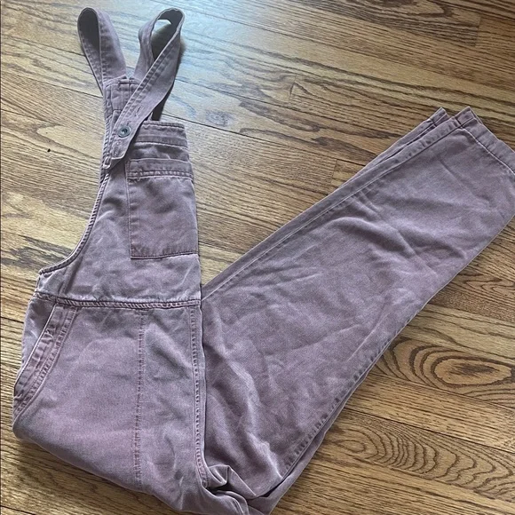 Bella Dahl Utility Overalls Jumpsuit Size Small
Mauve/Dusty Pink Colored - Picture 3 of 11